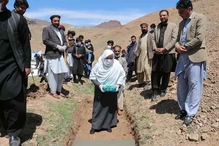 لویه پکتیا کې د یوه کانال سربندجوړولوباندې کار پيل شول لویه پکتیا کې د یوه کانال سربندجوړولوباندې کار پيل شول