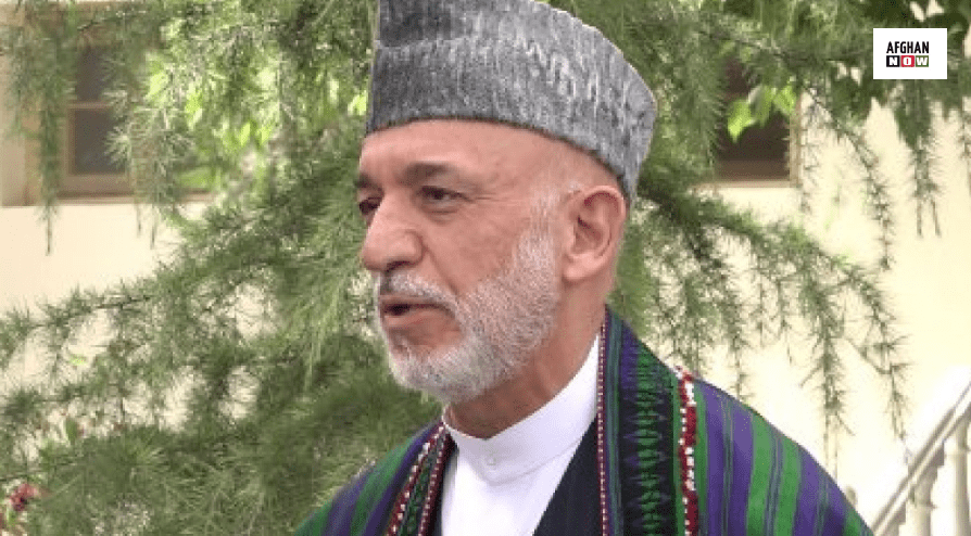 پخواني ولسمشر حامد کرزي د طالب بندیانود خوشې کېدو هر کلۍ کړۍ دۍ.