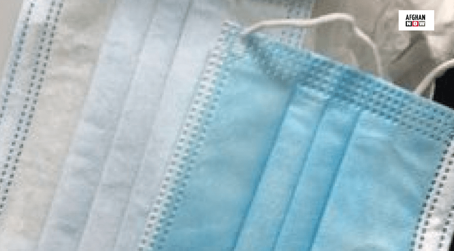 متحده عربي امارات: سرک باندې ماسک غورځولوسره به هر کس، ١٠٠٠ درهم جريمه کيږي