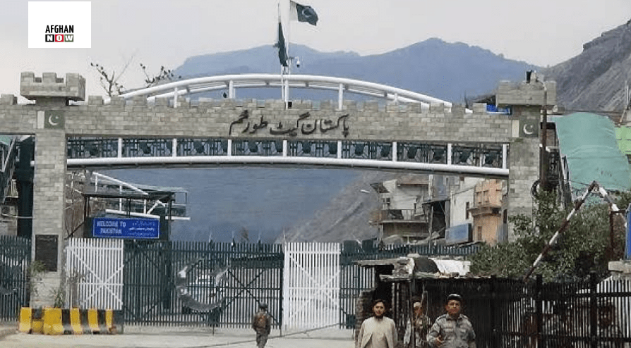 د څلور ورځوراهیسې افغان سوداګرو ته په تورخم اووښتواجازه نه ورکوي