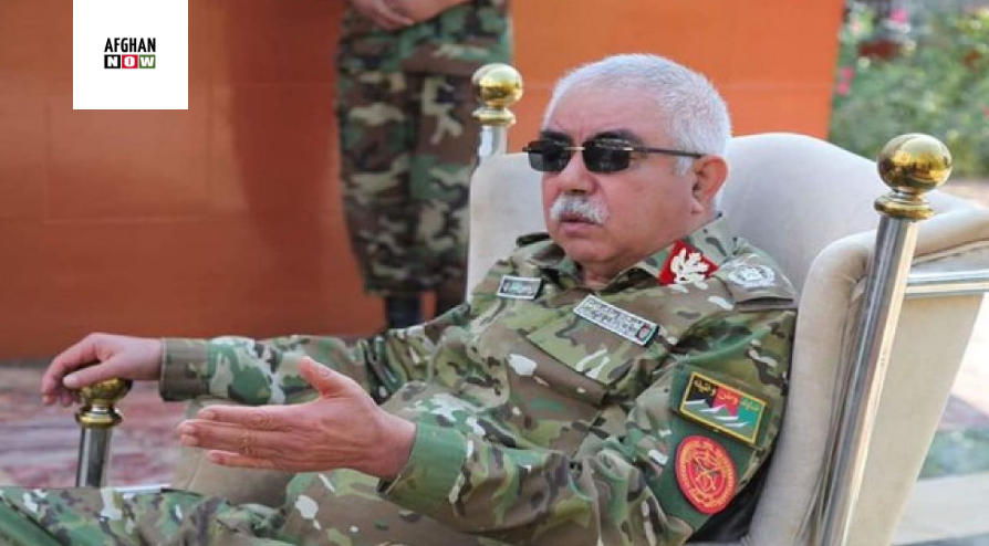 عبدالرشیددوستم ته جوزجان کې مارشالي ورکوي