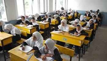 راتلونکې هفته ټول دولتي مکتبونه پیلیږي