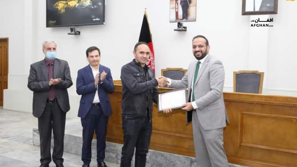 وزارت کارمندان وستایل شول
