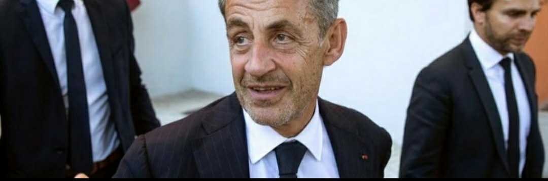 د فرانسې مخکینی ولسمشر په یوکال بند محکوم شو