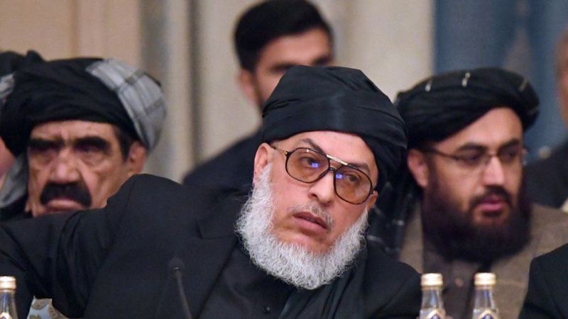د عباس ستانکزی څرګندونو غبرګونونه او جنجالونه پارولی