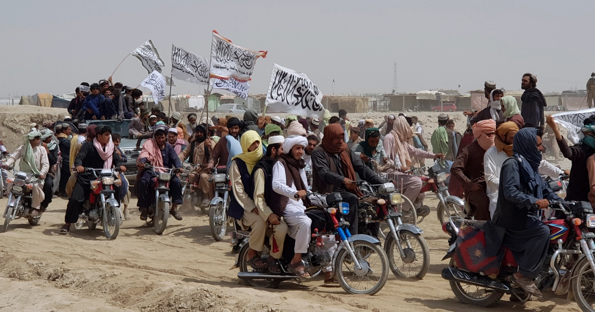 کندهار کې څو سیمه ایزې رسنۍ تړلې او یو شمېر کارکوونکي یې نیولي