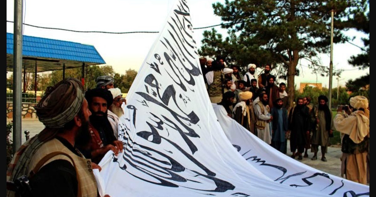 ننګرهار کې د پاکستان دوروستیو بریدونو په غبرګون لاریون وشو