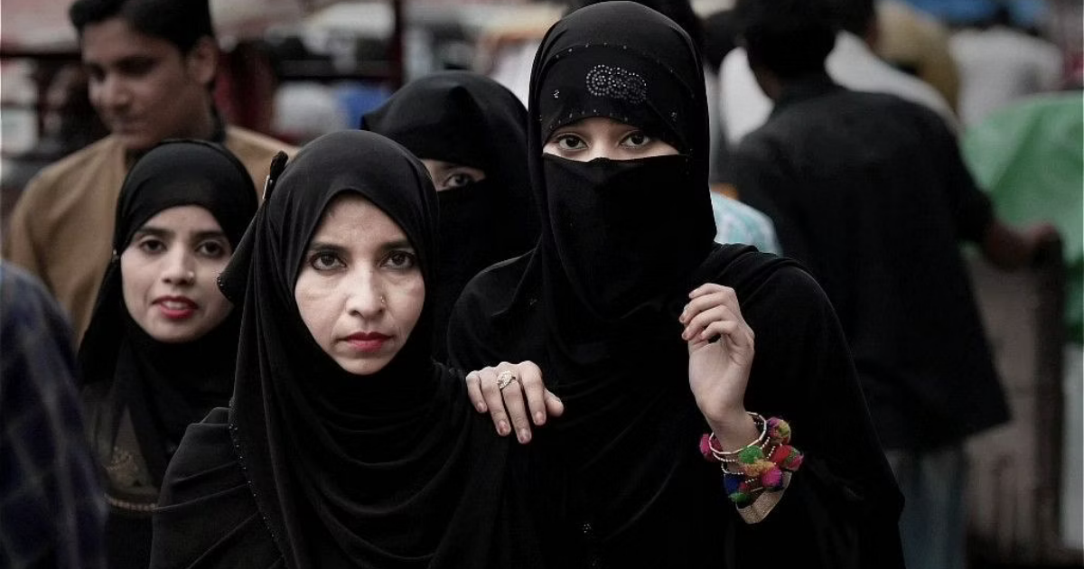 کې د حجاب رعایت فرمان ته نړۍوال غبرګونونه