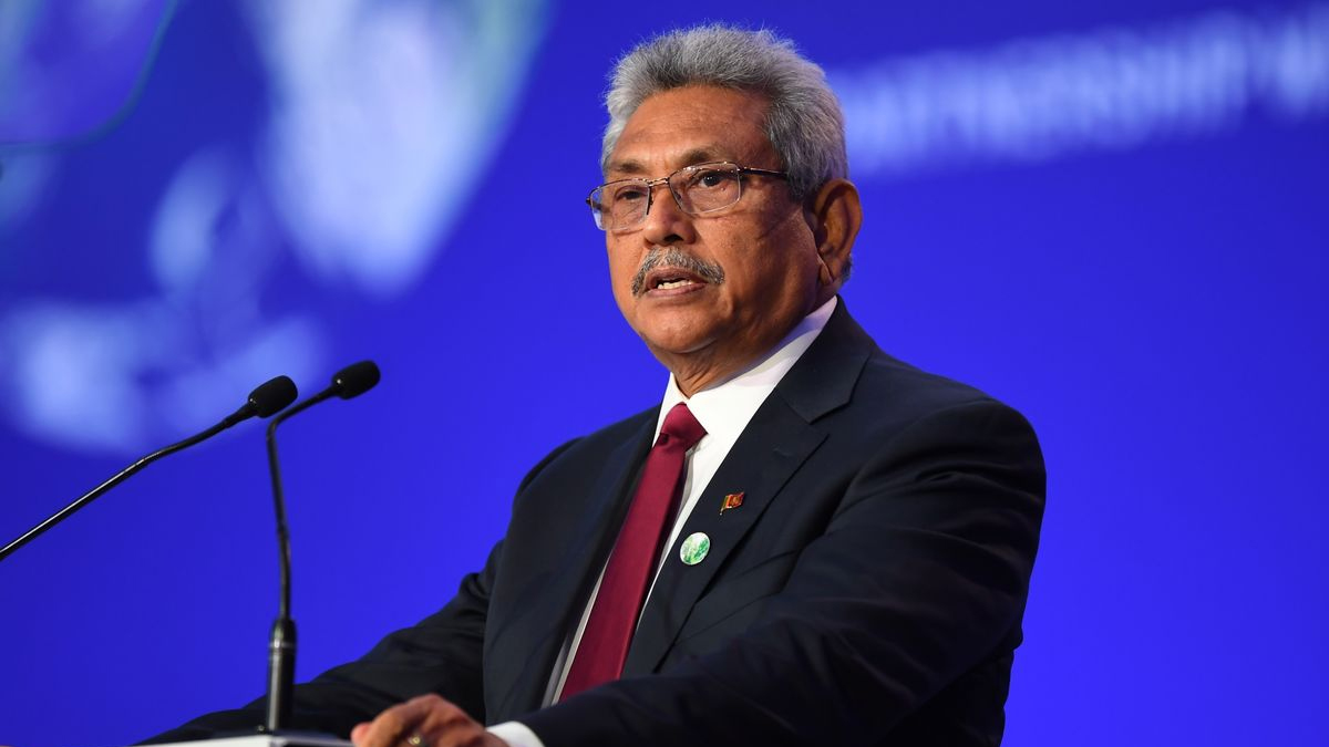 د سریلانکا ولسمشر د خپل هېواده تختېدلی
