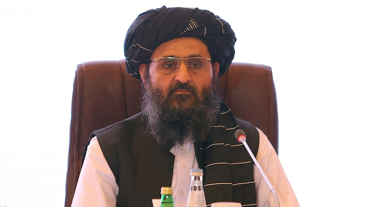 ملا برادر: عام ولس دې د اقتصادي وضعیت سره د زغم نه کار واخلي