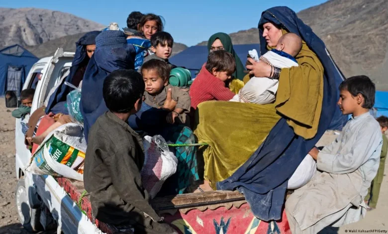 د افغان کډوالو جبري راستنېدل؛ په یوه ورځ کې نږدې ۵ زره کسان هېواد ته راغلل