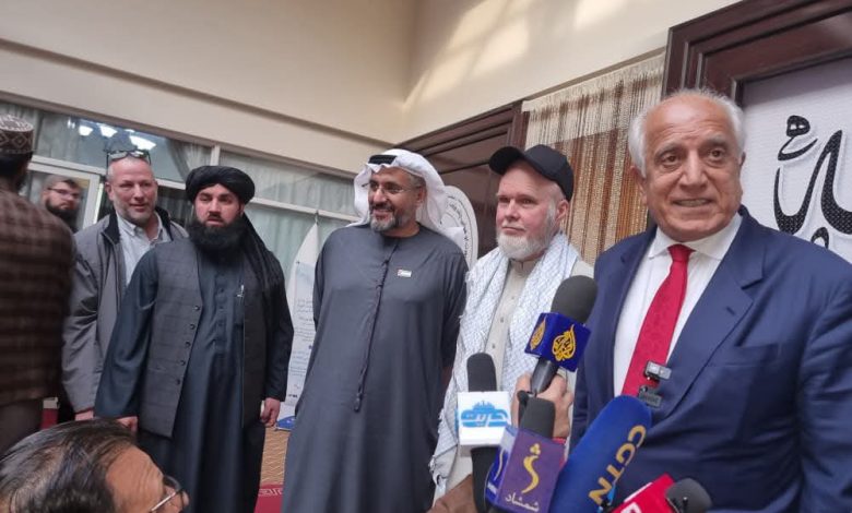 ډینیس کویل خلاصون او د متحده عربي اماراتو رول په ډیپلوماټیکو هڅو کې