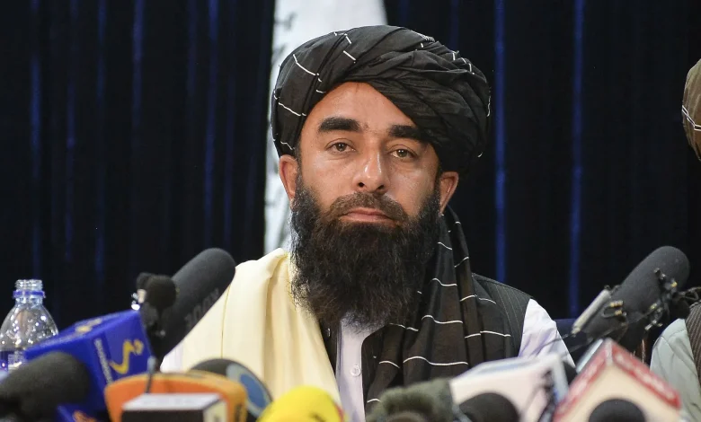 د اسحاق ډار څرګندونو ته غبرګون؛ طالبان: د پاکستان امنیتي ستونزې دې افغانستان ته نه منسوبېږي
