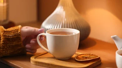 د ګرم چای او کافي زیانونه؛ ډېره تودوخه د مرۍ د سرطان خطر زیاتوي