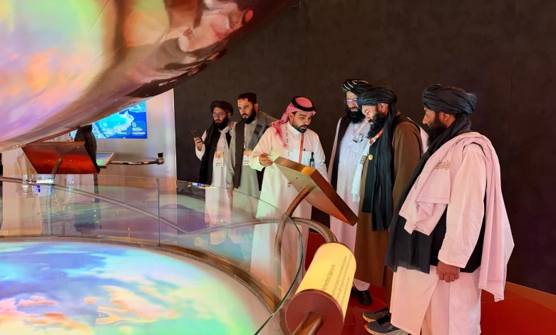 افغانستان کې د انرژۍ پراختیا؛ آخندزاده په ریاض کې له نوې ټکنالوژۍ لیدنه وکړه