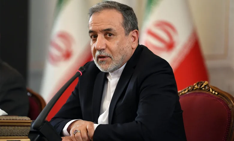 عباس عراقچي: ایران دفاع ته چمتو دی، خو ډیپلوماسۍ ته فرصت ورکوي