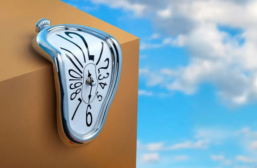 time melting clock.jpg