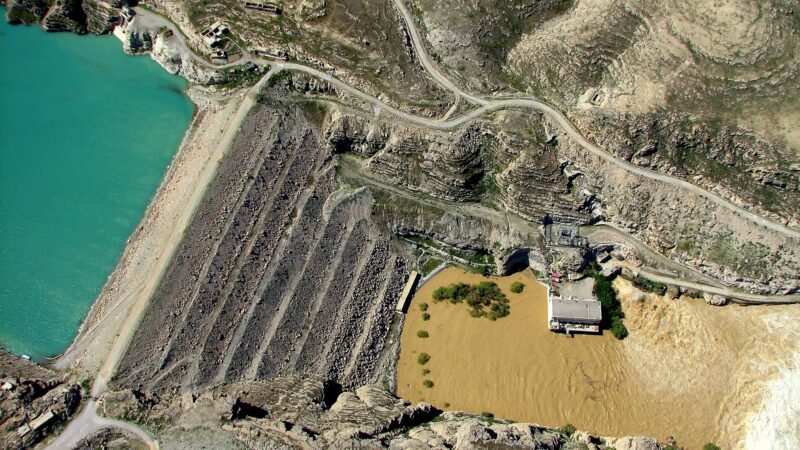 Kajaki Dam