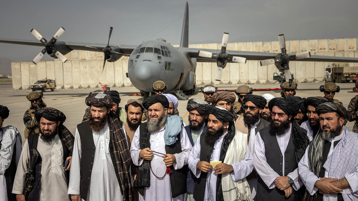 د افغانستان ۲۰۲۲ کال ته یوه کتنه