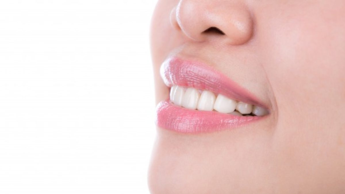 Smile teeth 1200x675 1