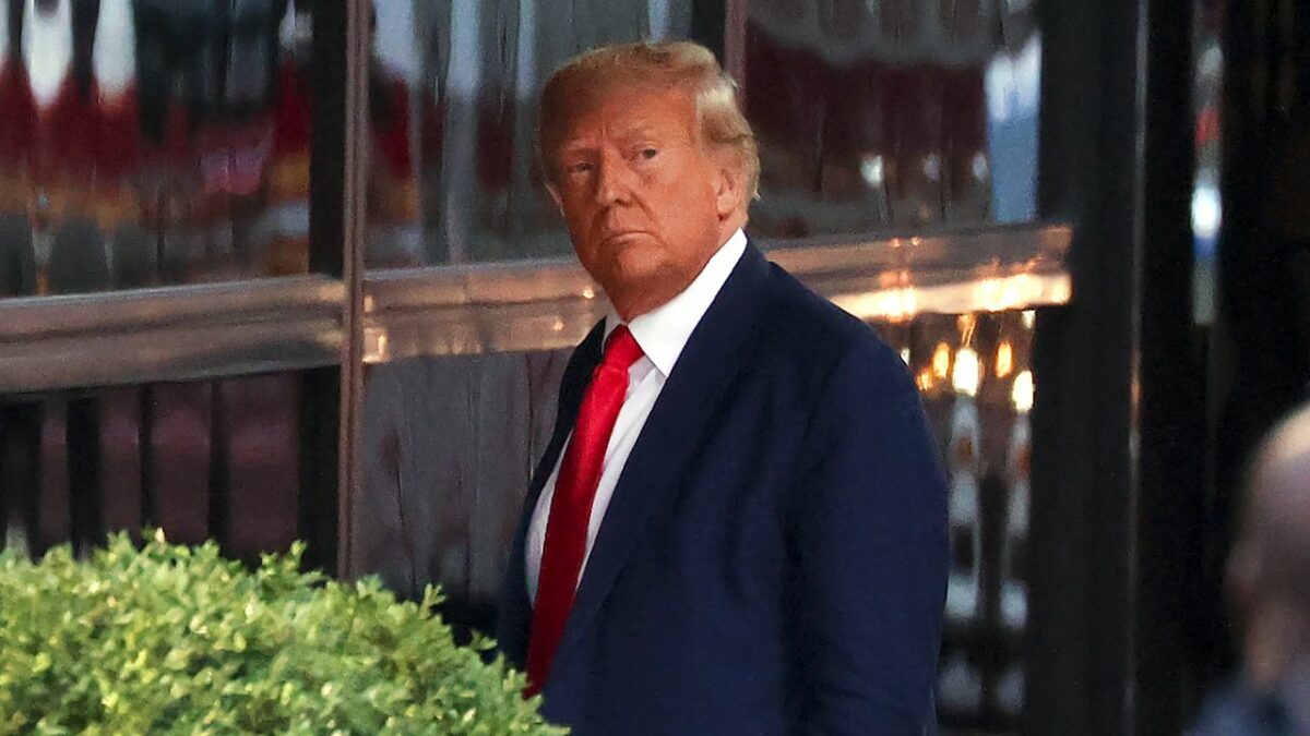 former president trump arrives in new york for court appearance 230403165302 02 trump trump tower 230403 1200x675 1