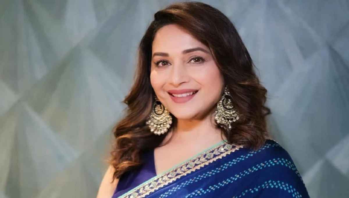 Madhuri Dixit@2x