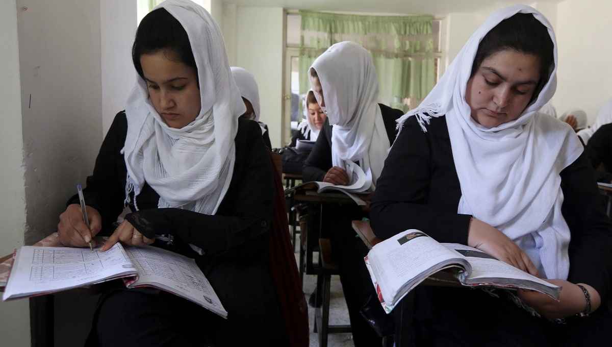 afghanistan students001