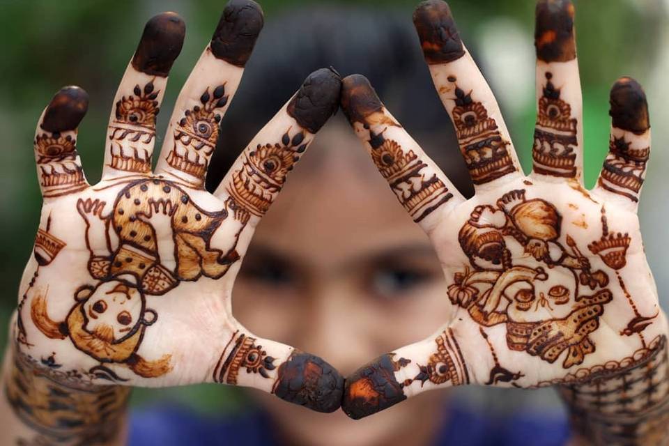 117552 mehndi designs for kids cover