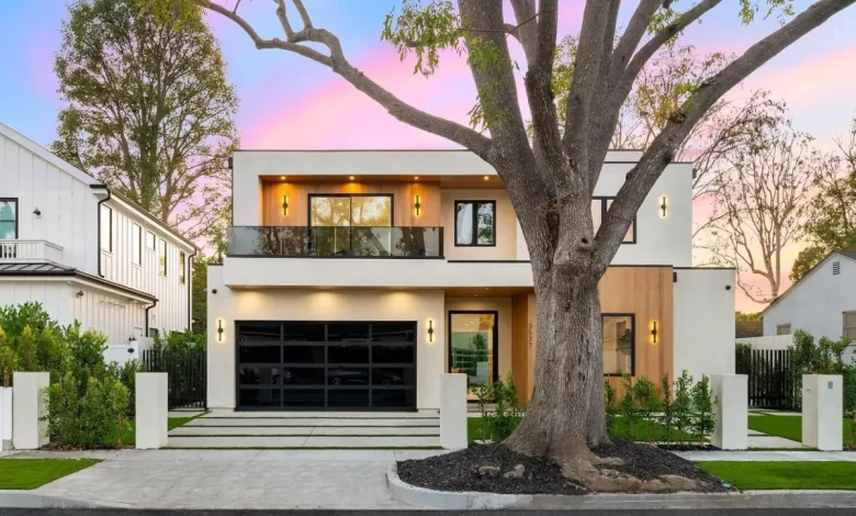 انګلیسي کې د هاوس او هوم توپیر؛ د کارولو ځایونه او ماناګانې