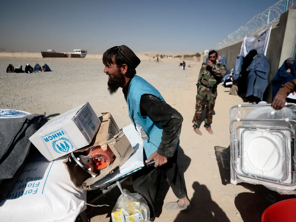 2022 01 12T162725Z 409937960 RC2SXR92TN6I RTRMADP 3 AFGHANISTAN CONFLICT AID 1