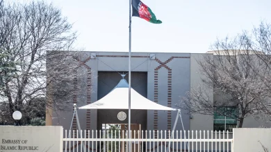 استرالیا کې افغان سفارت؛ د فعالیتونو ځنډېدل او د زرګونو افغانانو برخلیک