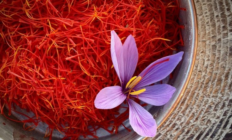 د هرات زعفران؛ د لسم پرلهپسې کال لپاره د نړۍ د غوره کیفیت لرونکي زعفرانو لومړی مقام ترلاسه کړ