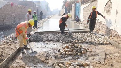 غور ولایت کې سړکونه: د ۱۰۲ کیلومترو څخه زیاتو لارو بیارغاونه او د ترانسپورتي ستونزو کمول