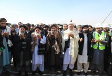 د کابل او بګرام سړک؛ د ۴۵۵ میلیون افغانیو په ارزښت د یوې سترې پروژې چارې پرانیستل شوې