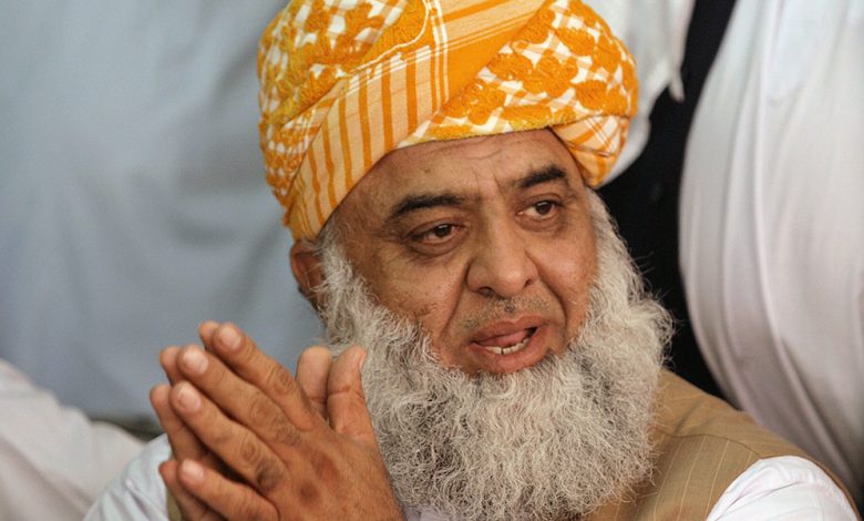 د پاکستاني پلاوي راتګ؛ کابل ته د کړکېچونو د کمولو په موخه درې کسیز پلاوی راغلی