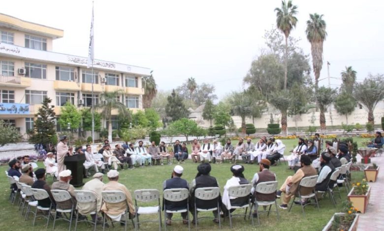 ننګرهار به د پاکستان په مقابل کې پاڅون وکړي؛ قومي مشرانو د ملي قیام خبرداری ورکړ