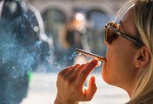 د سګرېټو څکول روغتیا ته څه زیانونه لري؟ پر بدن یې وژونکې اغېزې وپېژنئ