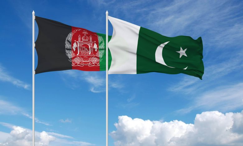 ډان ورځپاڼه: د افغان او پاکستاني عالمانو لخوا تر لوی اختر د اوربند غوښتنه