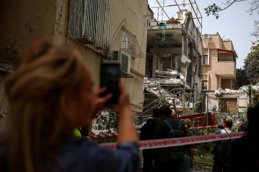 2026 04 04t090551z 1200389831 rc29ikadf1kz rtrmadp 3 iran crisis israel